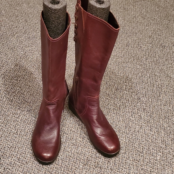 ANA Riding Boots - Picture 1 of 9